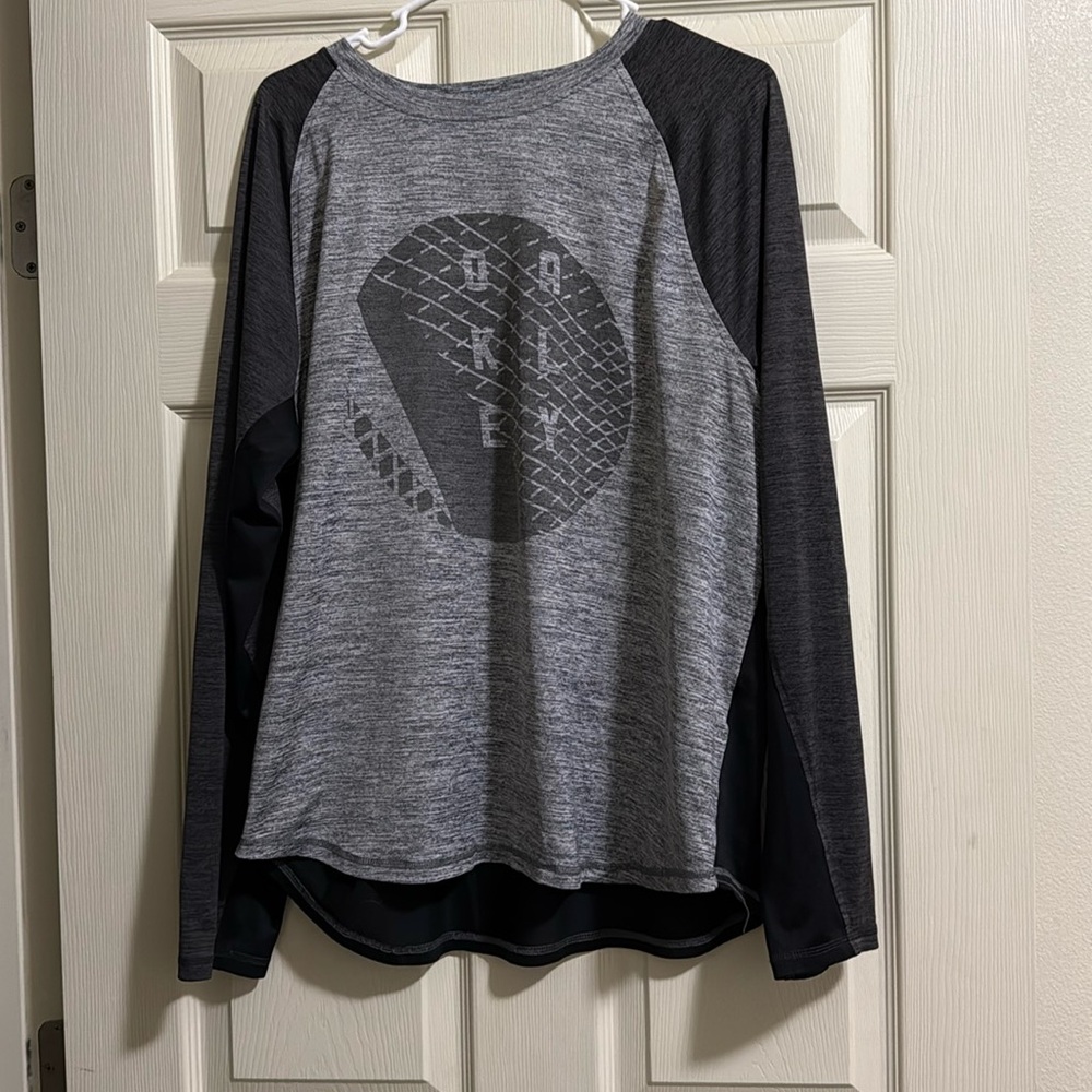 Men’s Oakley Long Sleeve